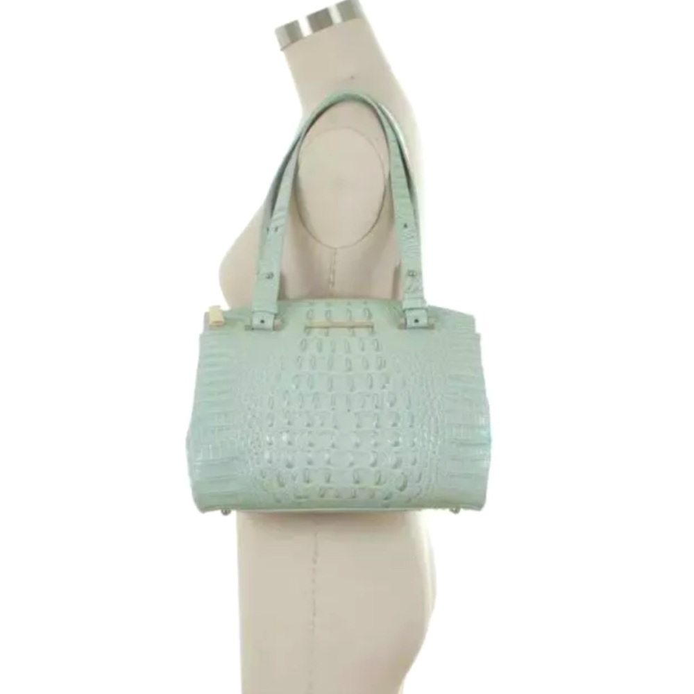 Brahmin Alice Adjustable Strap Handbag
Soft Seaglass / Light Aqua